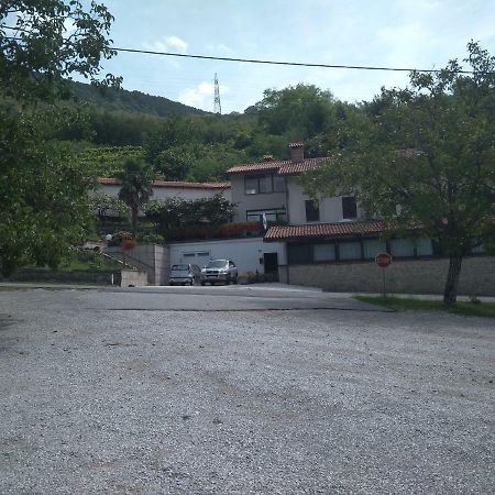 Gostisce Oddih Hotel Solkan Exterior foto