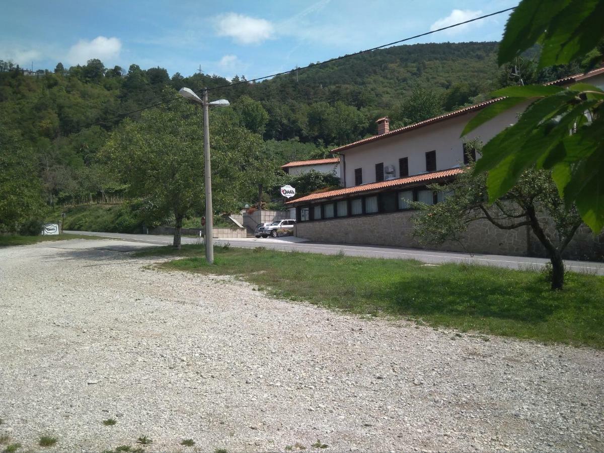 Gostisce Oddih Hotel Solkan Exterior foto