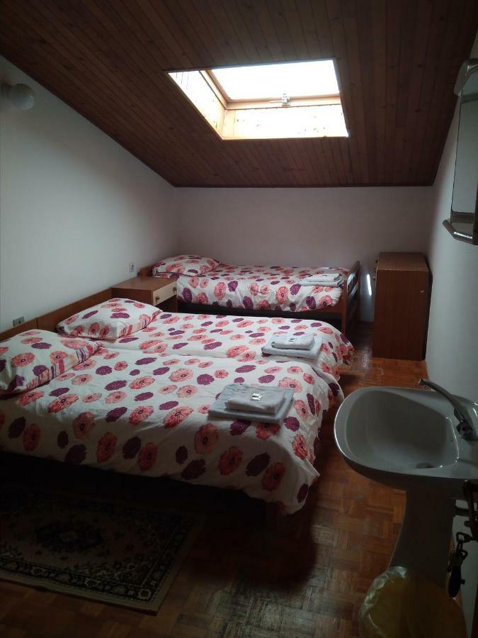 Gostisce Oddih Hotel Solkan Exterior foto